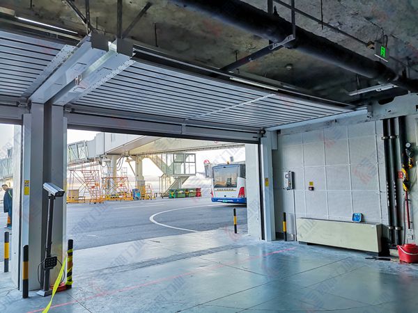 宁夏银川国际机场1.jpg 宁夏银川国际机场1.jpg